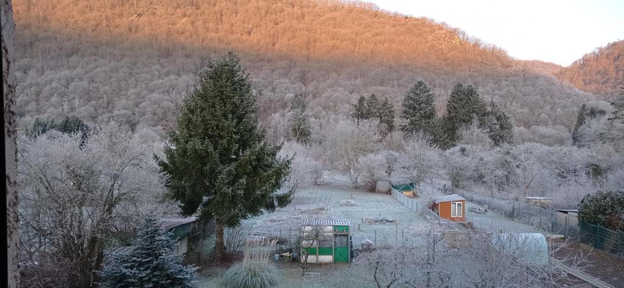 Les Ecureuils Panzió Revin Kültér fotó
